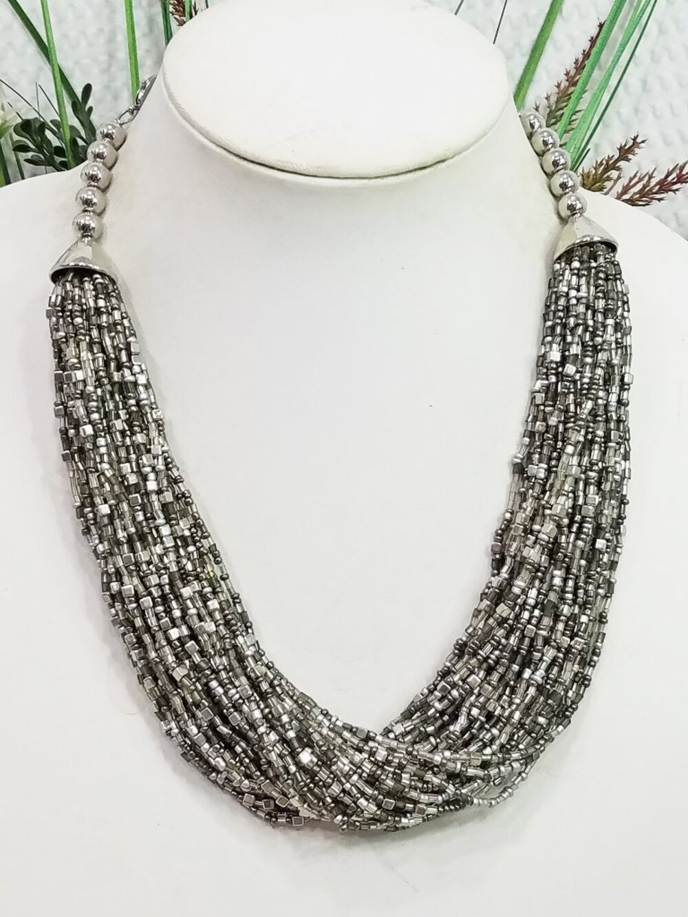 Vtg Tri-color Gray, Silver & Taupe Glass Seed Bead Multi Strand Choker Necklace
